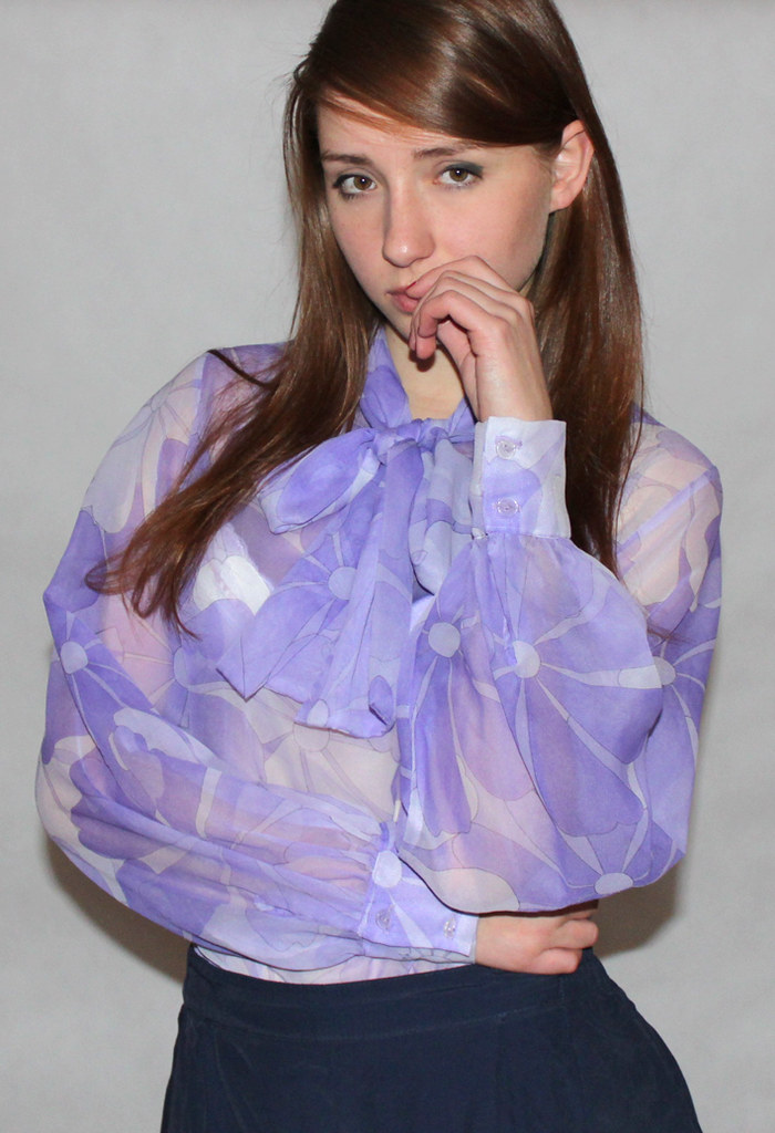 Transparent blouse with bow